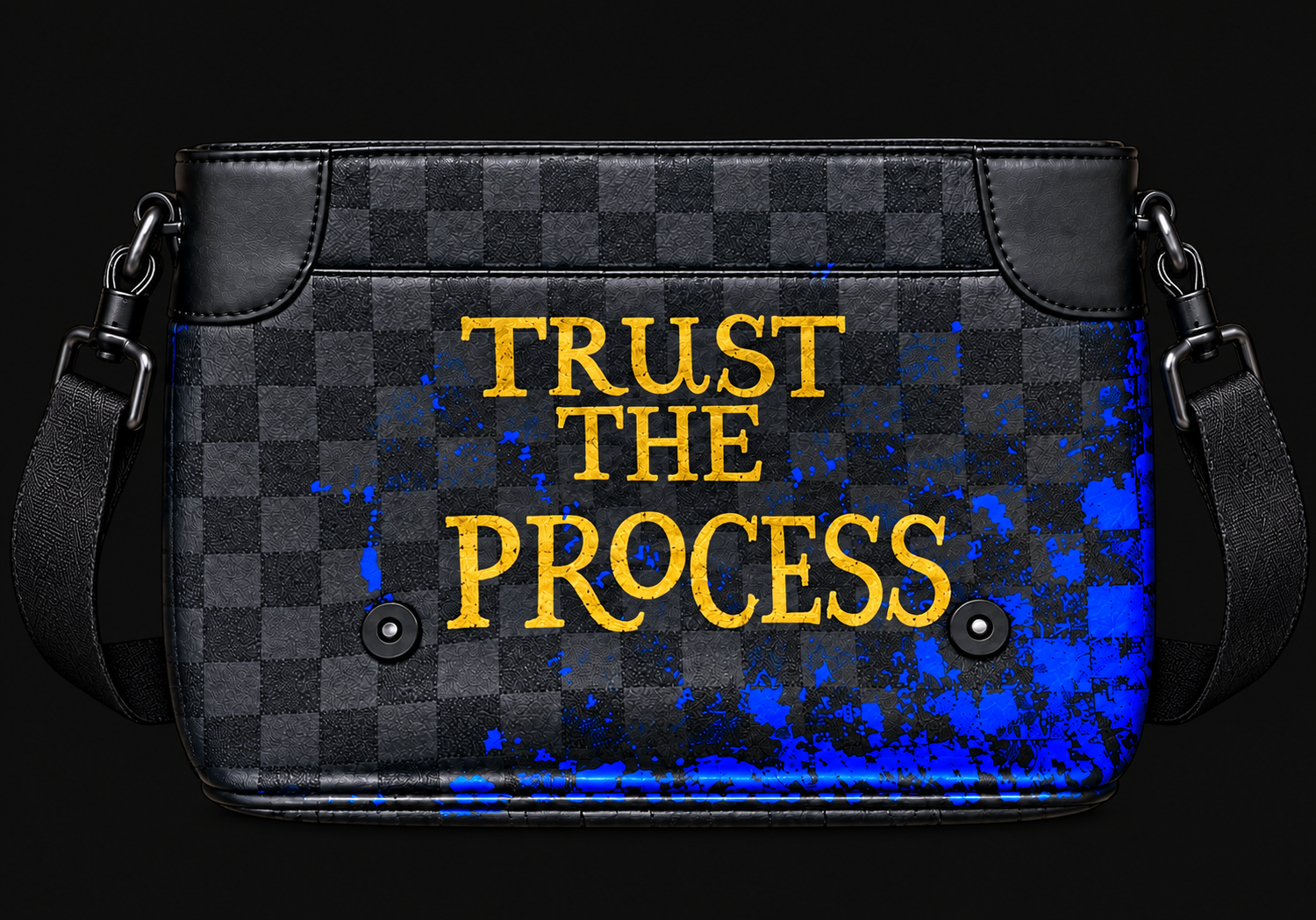 Trust the process — handbeschilderde tas met blauwe en gouden details